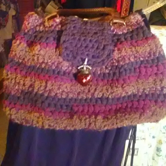 Handcrafted. Purse - Picture 1 of 8